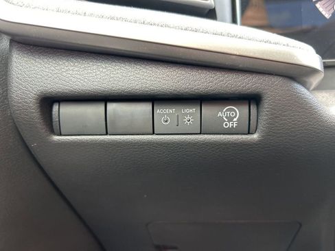 New 2026 Nissan Kicks SV w/ SV Premium Package FWD image 30
