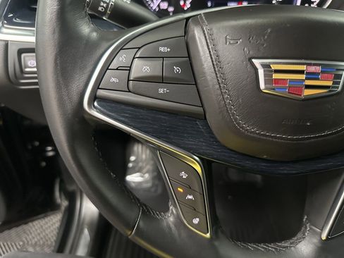 Used 2024 Cadillac XT5 Premium Luxury AWD/4WD image 15