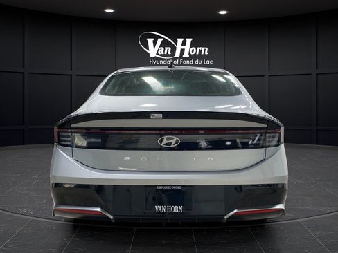 New 2026 Hyundai Sonata SEL FWD image 4