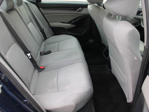Used 2020 Honda Accord LX image 7