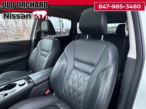 Used 2023 Nissan Rogue Platinum w/ Platinum Premium Package image 12