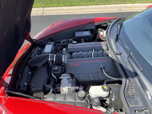 Used 2007 Chevrolet Corvette Convertible w/ Preferred Equipment Group RWD image 23