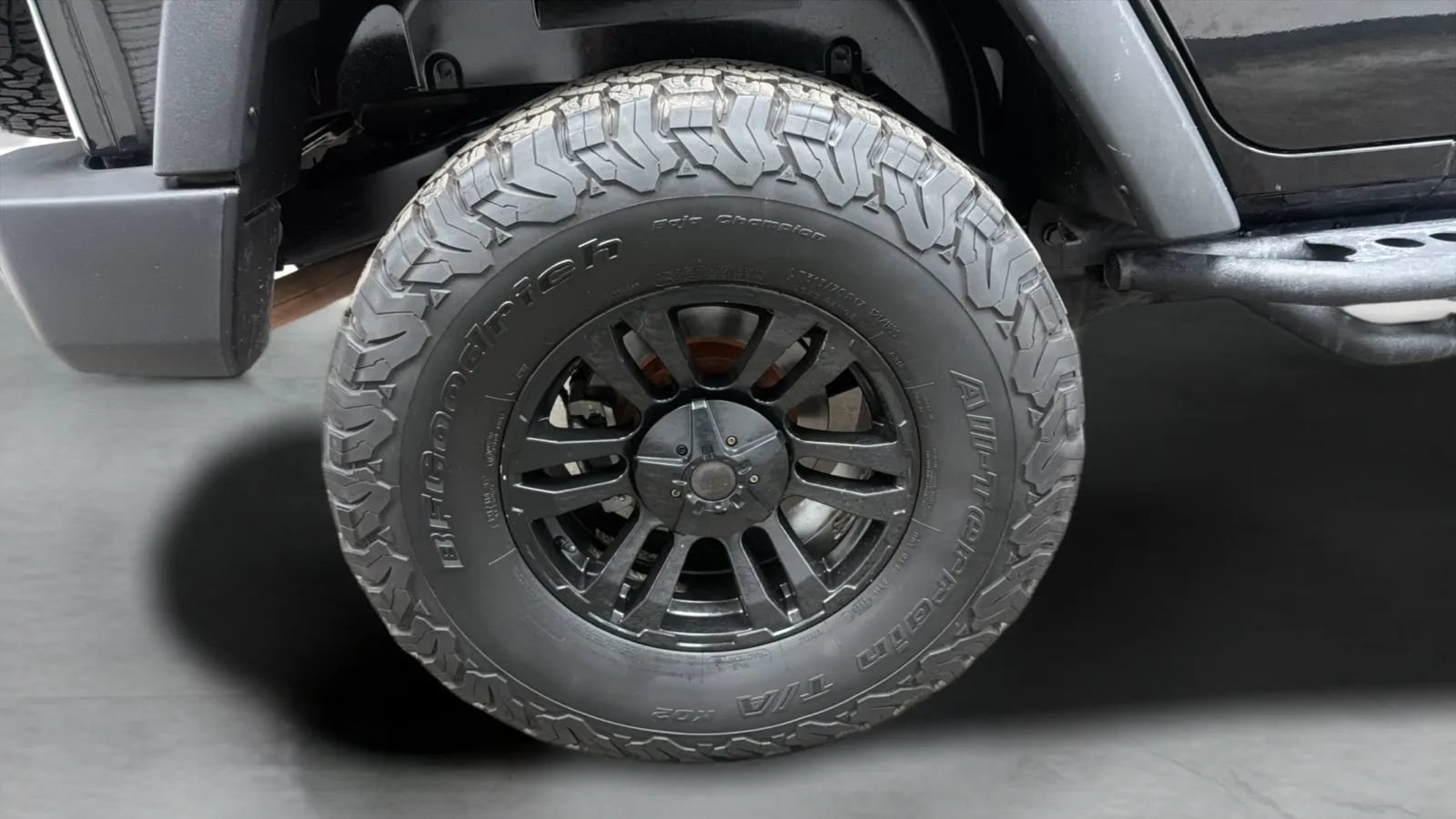 Used 2012 Jeep Wrangler Unlimited Sport AWD/4WD image 26
