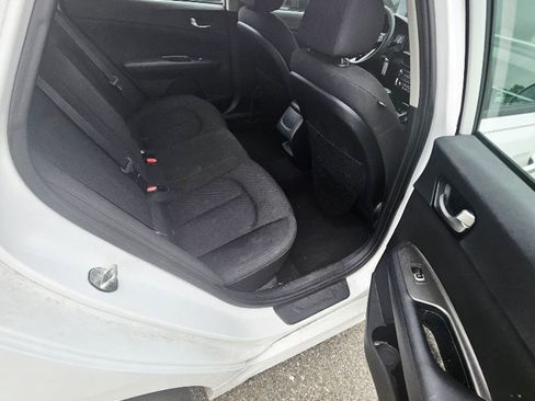 Used 2020 Kia Optima LX FWD image 5