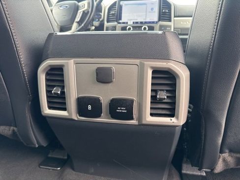 Used 2022 Ford F450 Lariat w/ FX4 Off-Road Package image 19