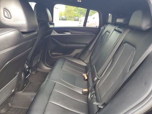 Used 2023 BMW X4 xDrive30i w/ Premium Package AWD/4WD image 11