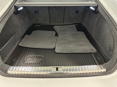 Used 2025 Audi A7 3.0T Prestige image 17