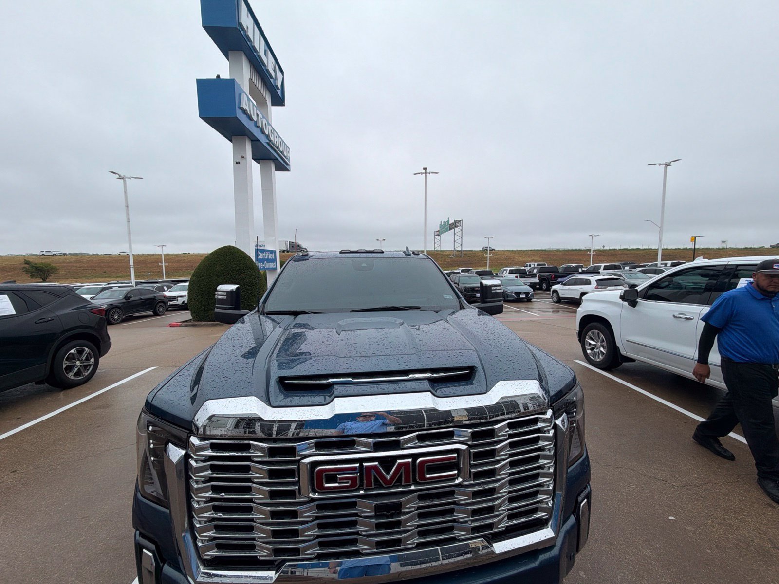 Used 2025 GMC Sierra 2500 Denali w/ Technology Package AWD/4WD image 28