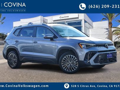 New 2025 Volkswagen Taos SE