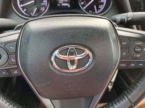 Used 2024 Toyota Camry SE image 33