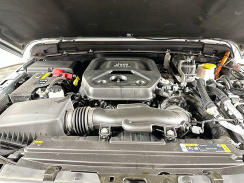 Used 2023 Jeep Wrangler Unlimited Rubicon 4xe w/ Safety Group image 32