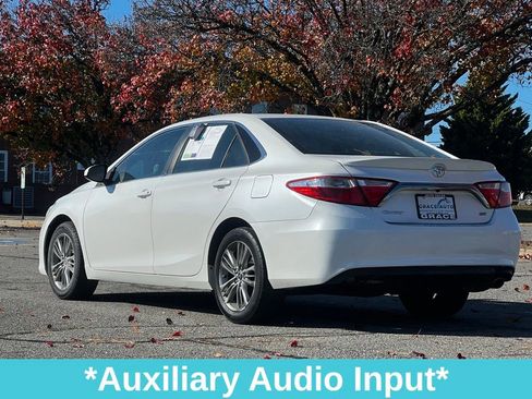Used 2016 Toyota Camry SE image 7