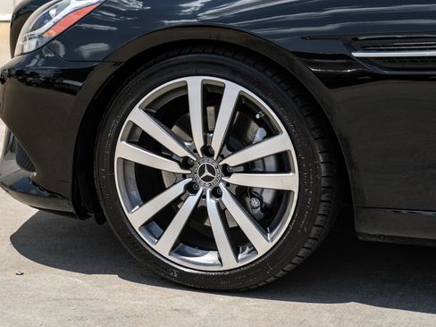 Used 2017 Mercedes-Benz SLC 300 image 45