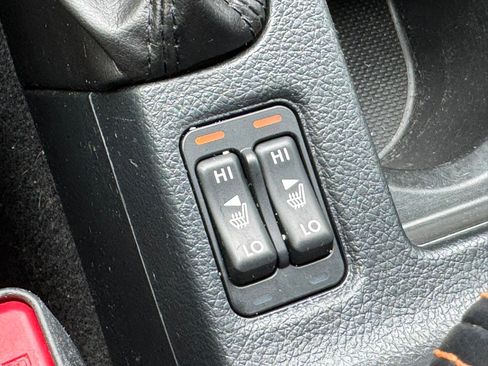 Used 2016 Subaru Crosstrek 2.0i Limited image 23