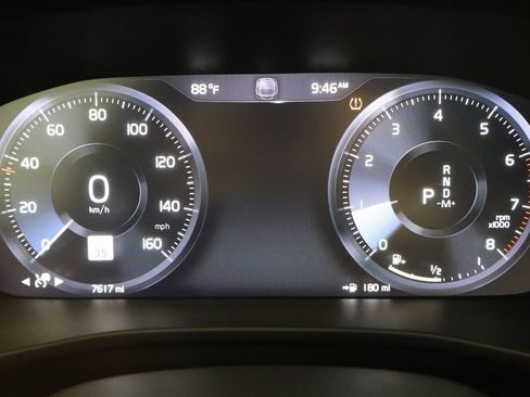 Used 2019 Volvo XC40 T5 Inscription AWD/4WD image 11