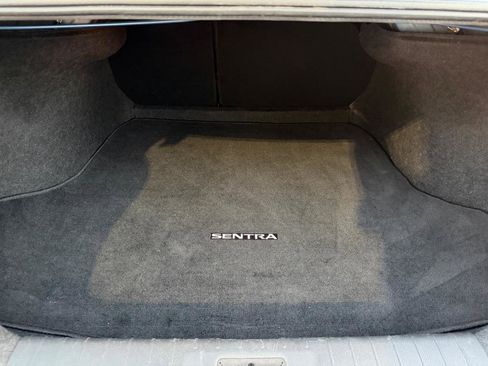 Used 2023 Nissan Sentra SR w/ SR Premium Package image 14