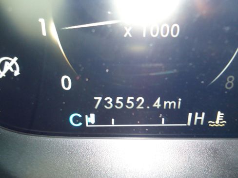 Used 2019 Lincoln Nautilus Premier image 13