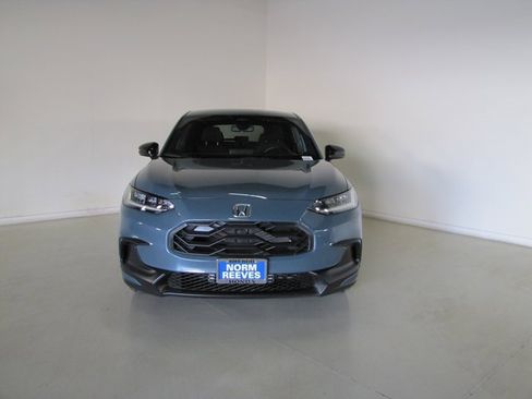 Certified 2026 Honda HR-V Sport image 2