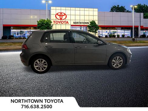 Used 2019 Volkswagen Golf 4-Door FWD image 12