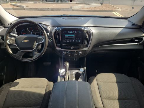 Used 2019 Chevrolet Traverse LT FWD image 13