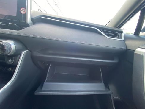 Used 2024 Toyota RAV4 XLE AWD/4WD image 23