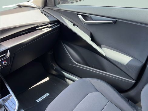New 2026 Kia Niro LX FWD image 13