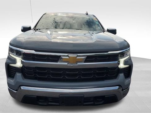 Used 2024 Chevrolet Silverado 1500 LT AWD/4WD image 12