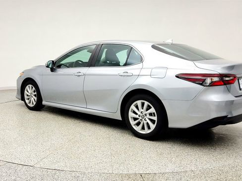 Used 2023 Toyota Camry LE AWD/4WD image 7