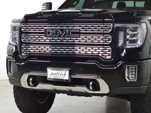 Used 2022 GMC Sierra 3500 Denali w/ Denali Ultimate Package AWD/4WD image 4