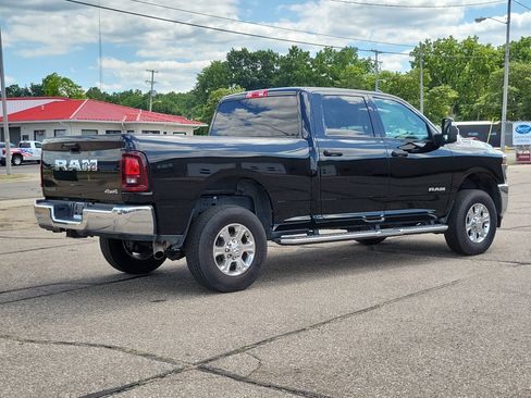 Used 2026 RAM 2500 Big Horn AWD/4WD image 4