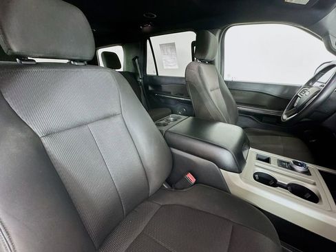 Used 2020 Ford Expedition XLT image 27