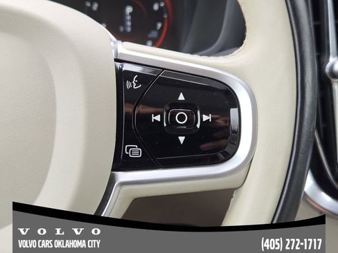 Used 2021 Volvo S60 T5 Momentum AWD/4WD image 28