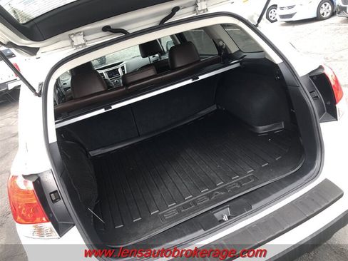 Used 2013 Subaru Outback 2.5i Limited AWD/4WD image 18