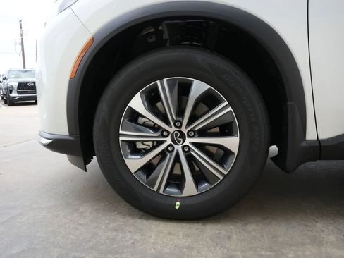 New 2026 INFINITI QX60 Pure FWD image 25