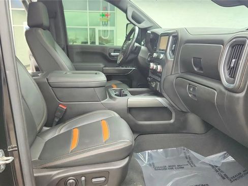 Used 2022 GMC Sierra 2500 AT4 w/ AT4 Premium Plus Package image 32