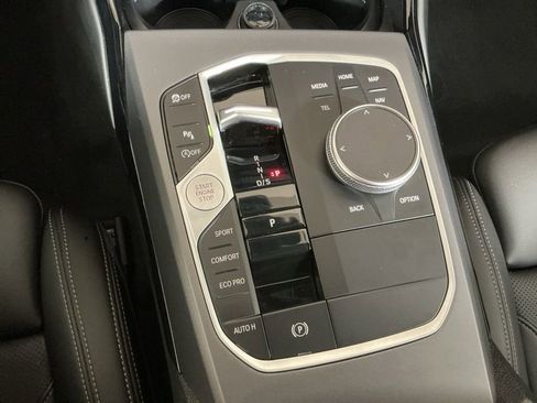 Certified 2024 BMW 230i Coupe w/ Convenience Package image 14