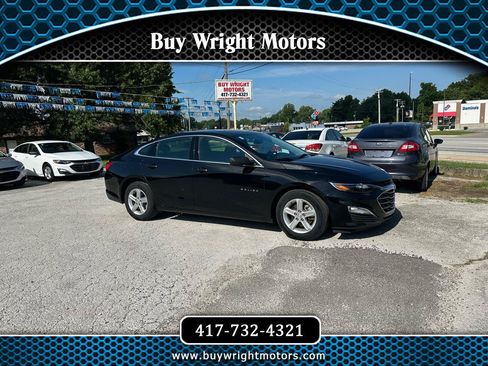 Used 2023 Chevrolet Malibu LS FWD image 1