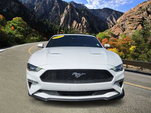Used 2022 Ford Mustang Premium RWD image 6