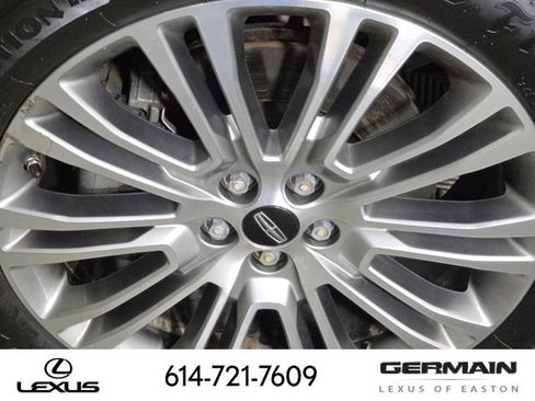 Used 2018 Lincoln MKX Reserve w/ Driver Assistance Package AWD/4WD image 14