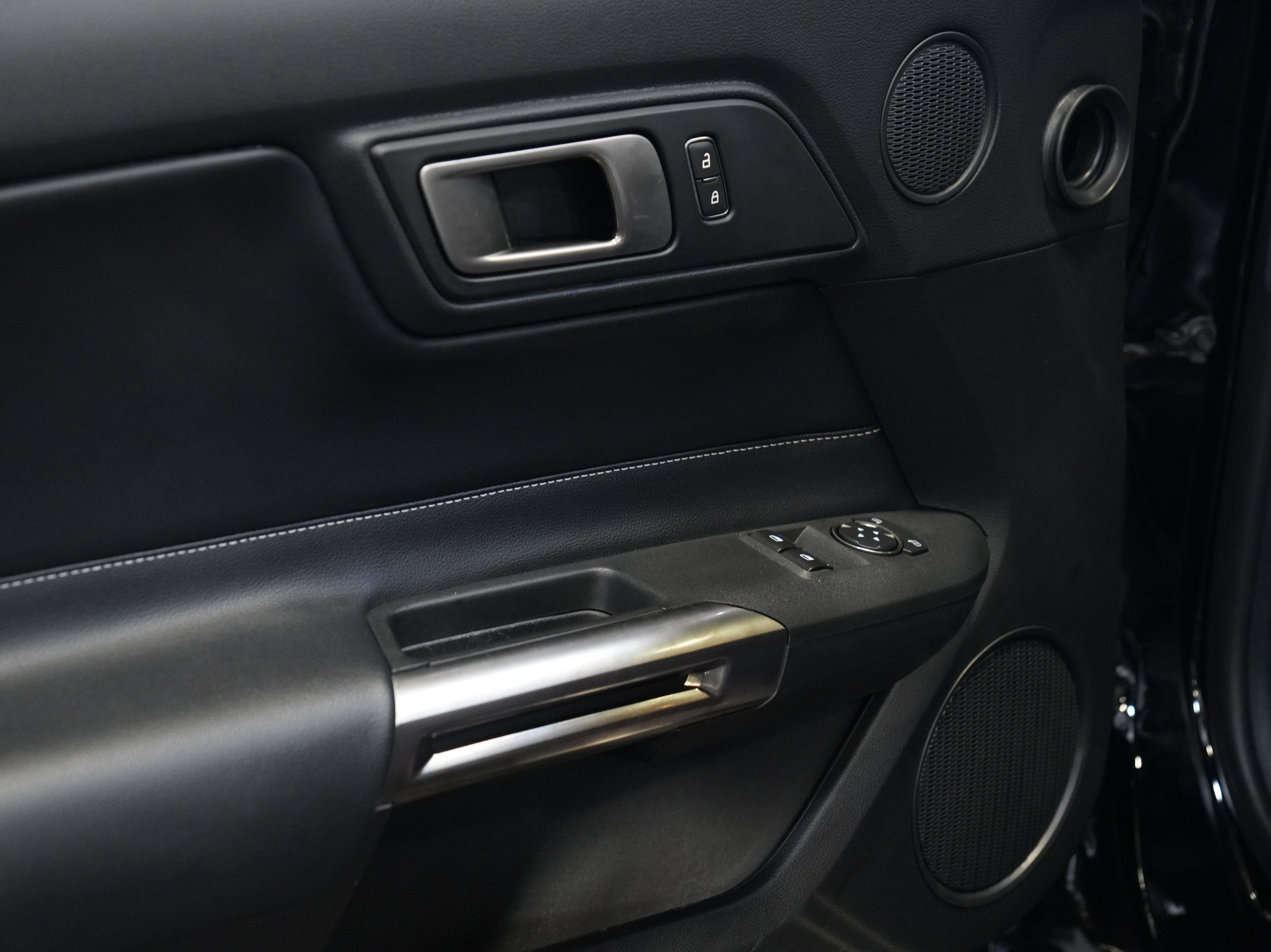 Used 2021 Ford Mustang Shelby GT500 RWD image 24