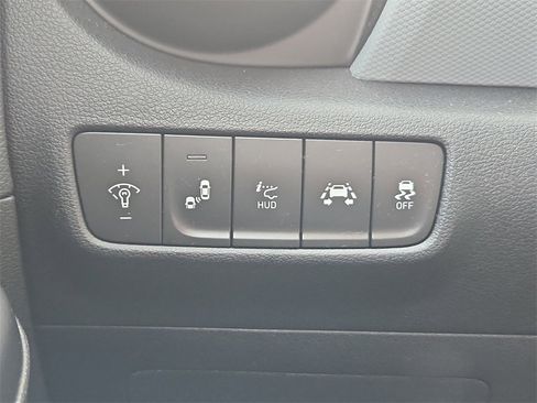 Used 2018 Hyundai Kona Ultimate image 20