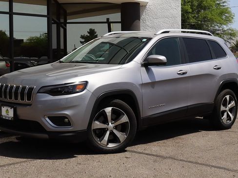 Used 2020 Jeep Cherokee Limited FWD image 2
