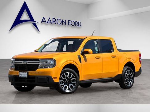 Used 2023 Ford Maverick Lariat w/ Lariat Luxury Package FWD image 2