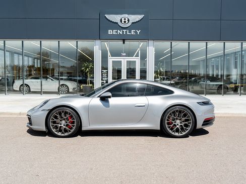Used 2024 Porsche 911 Carrera S RWD image 5