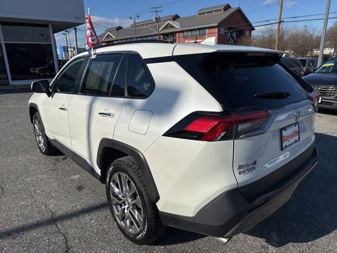 Used 2019 Toyota RAV4 Limited image 27