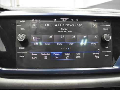 Used 2022 Volkswagen Taos SE w/ Panoramic Sunroof Package AWD/4WD image 21