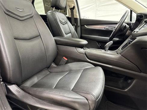Certified 2019 Cadillac XT5 Premium Luxury image 29