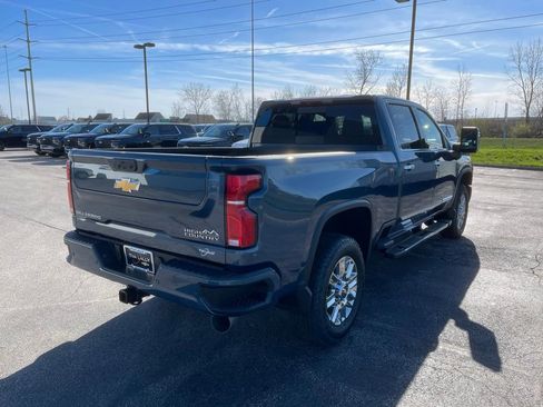 New 2026 Chevrolet Silverado 3500 High Country w/ High Country Premium Package AWD/4WD image 7