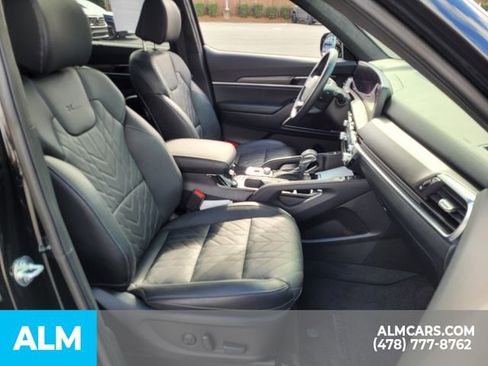 Used 2025 Kia Telluride SX Prestige X-Line image 17