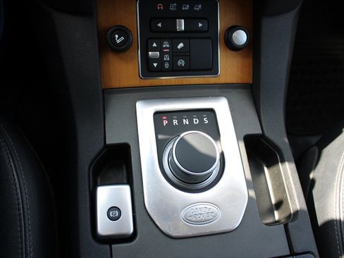 Used 2014 Land Rover LR4 HSE image 28